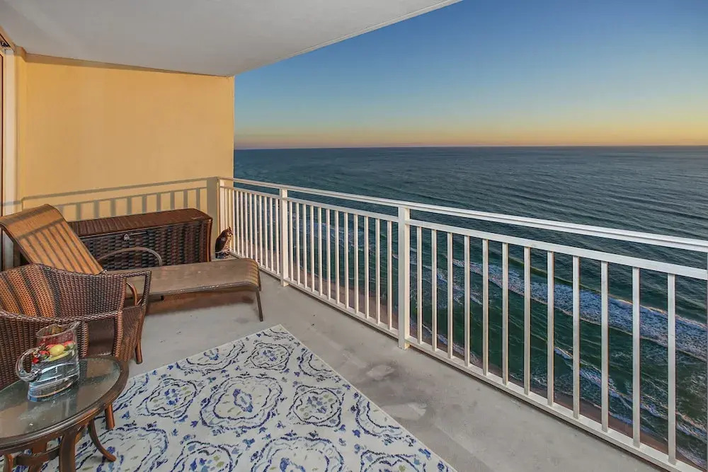 Emerald Beach 2328 -1495628