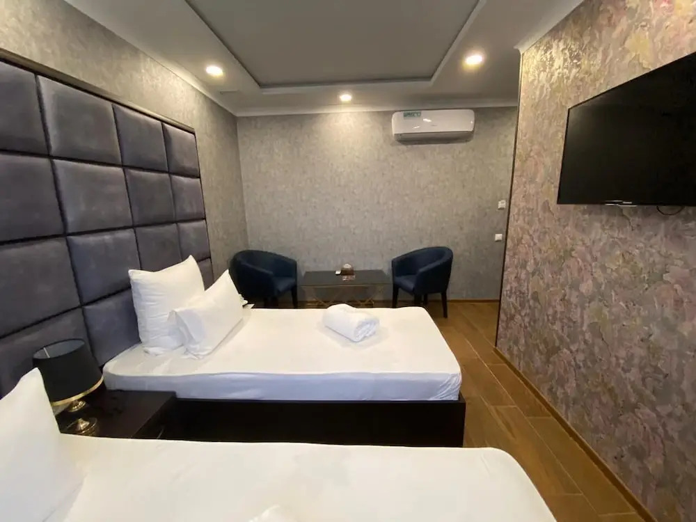 V hotel & tours