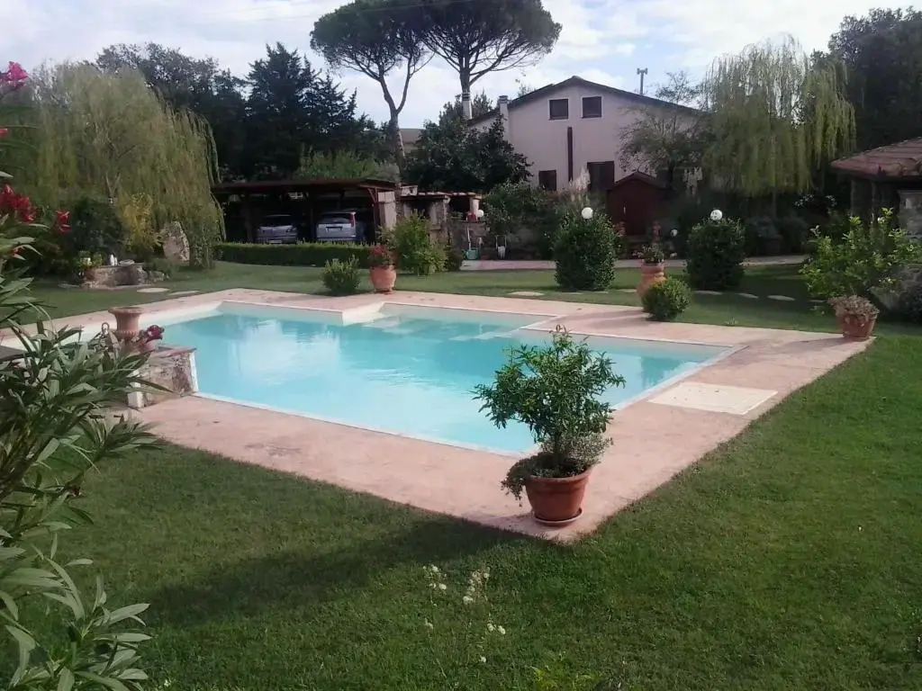 Tonini House