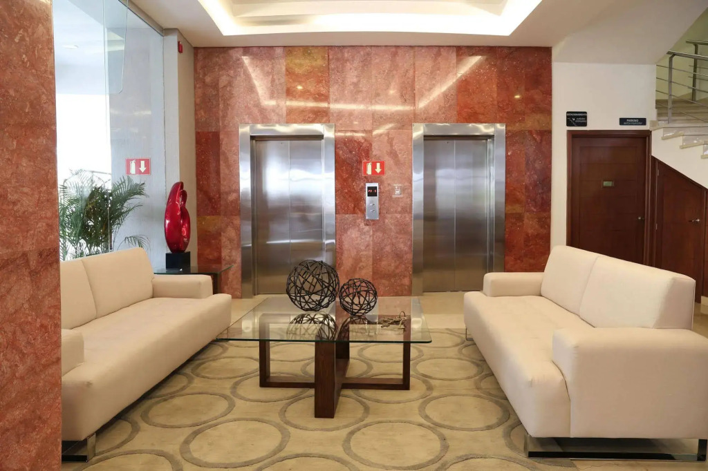 Ejecutivo Express Consulado
