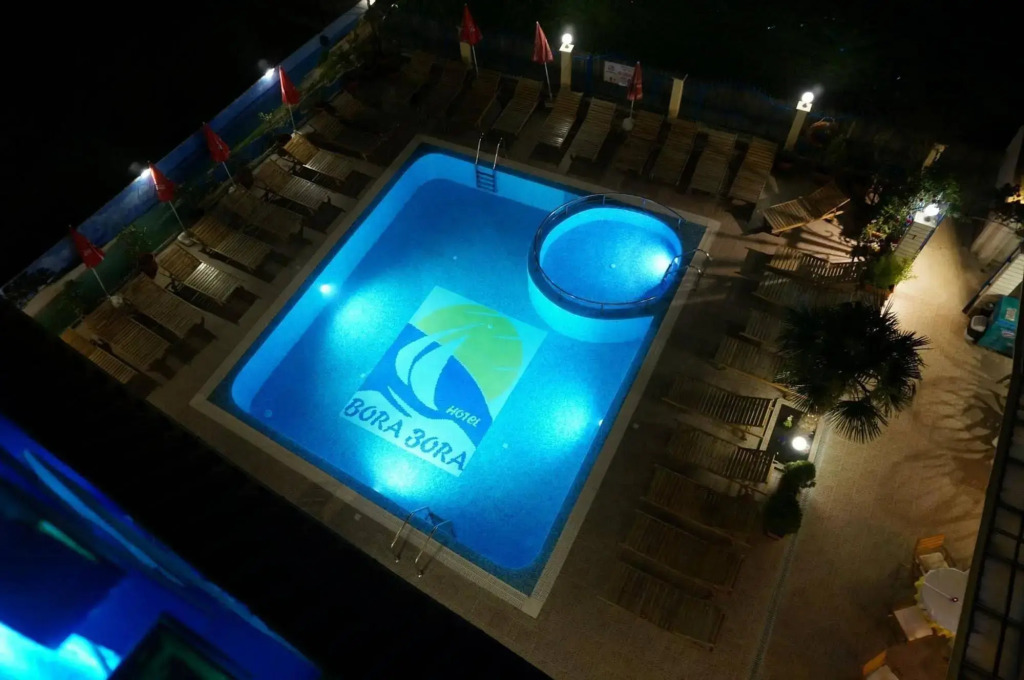 Bora Bora Hotel