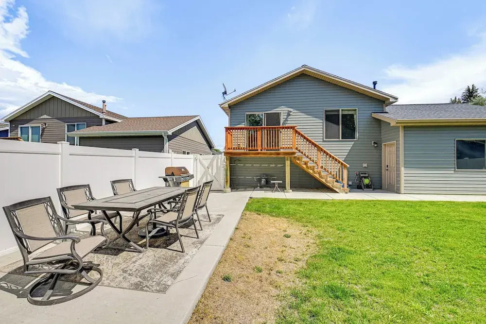Walk to Downtown: Family-friendly Cody Home!