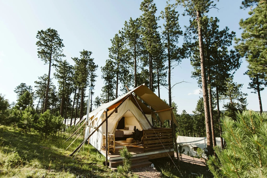 Under Canvas Mount Rushmore