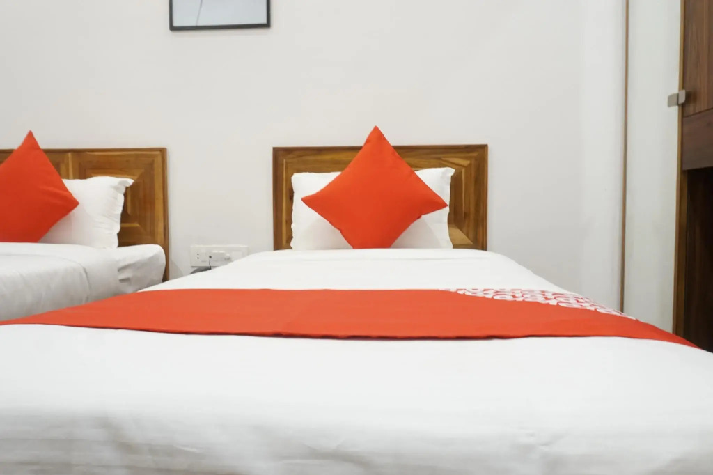 OYO Flagship 30164 Hotel Shivshakti
