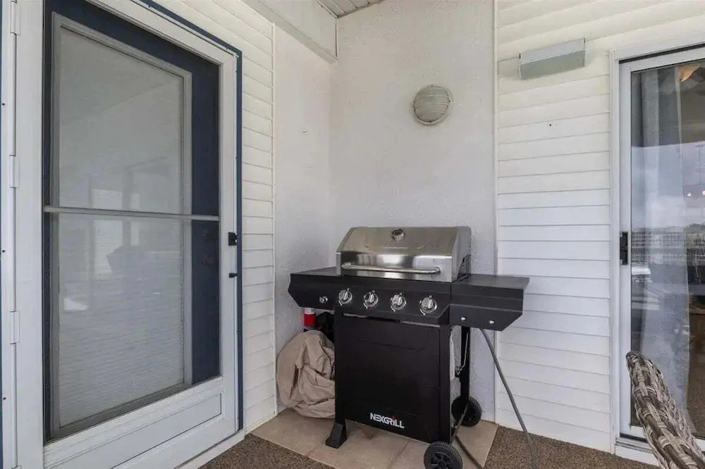 Main Channel Views, Screened Porch, Pool & Boat Slip
