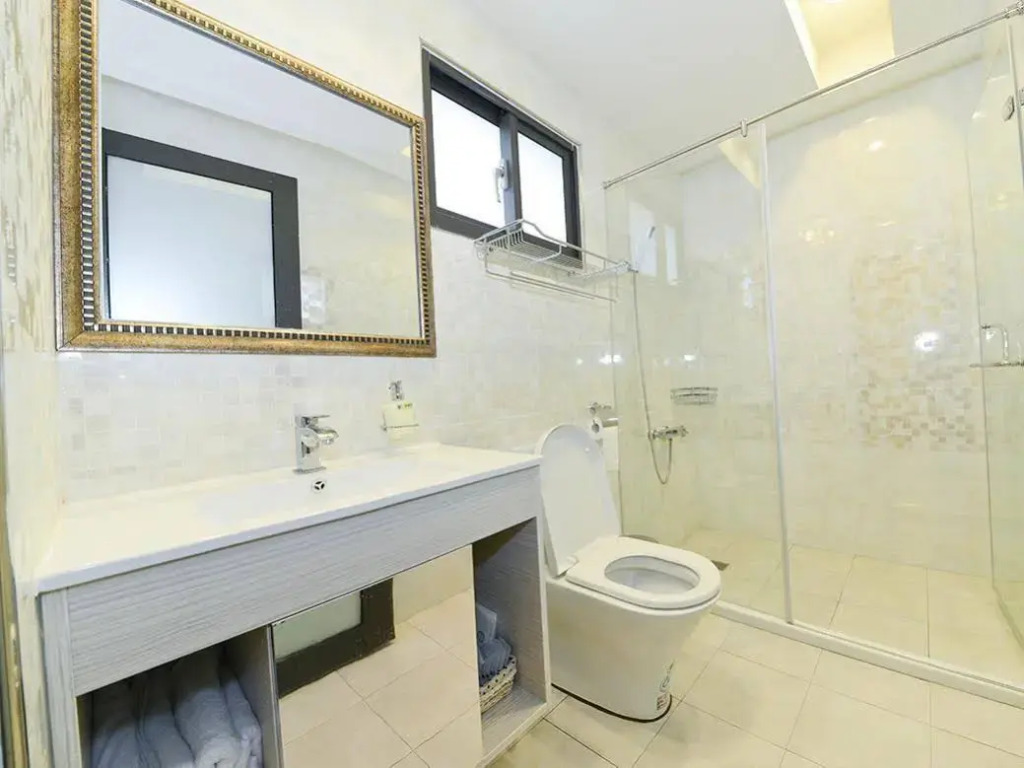 Oceanic Pearl Resort II