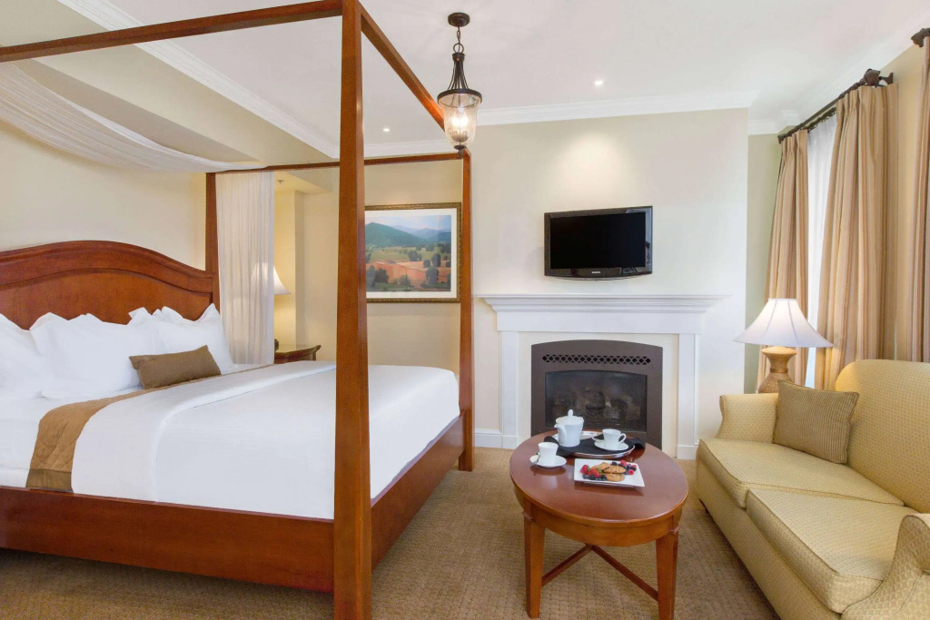 The George Washington - A Wyndham Grand Hotel