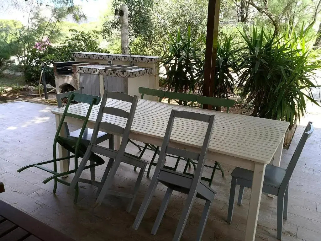 One bedroom appartement with enclosed garden and wifi at Favignana