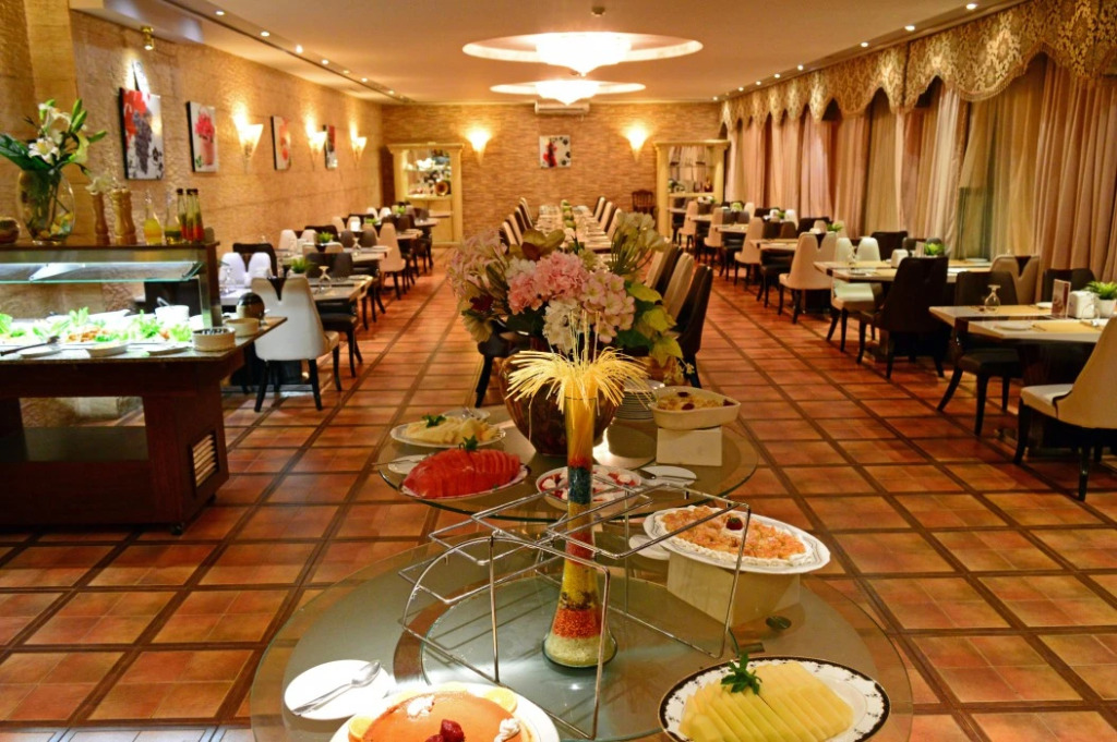 Larsa Hotel
