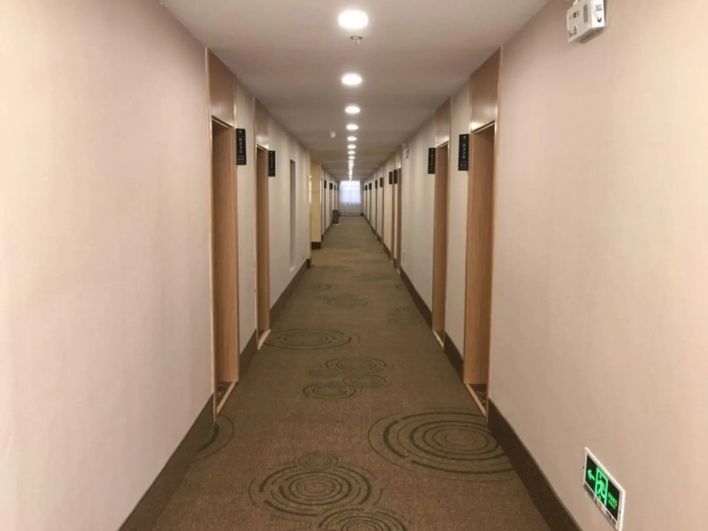 GreenTree Inn Lvliang Xiaoyi City Fuqian Street Hotel