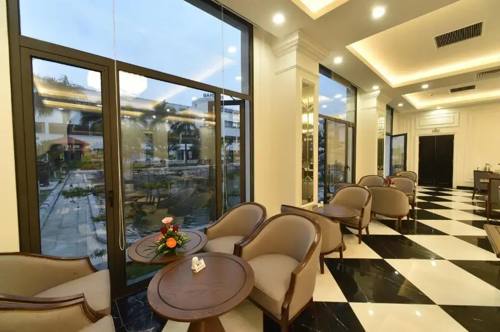 Garco Dragon Hotel