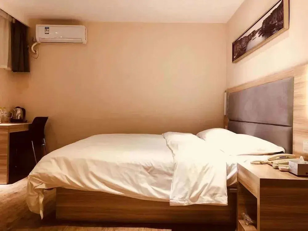 Lemon Bay Hotel (Guilin International Convention and Exhibition Center)
