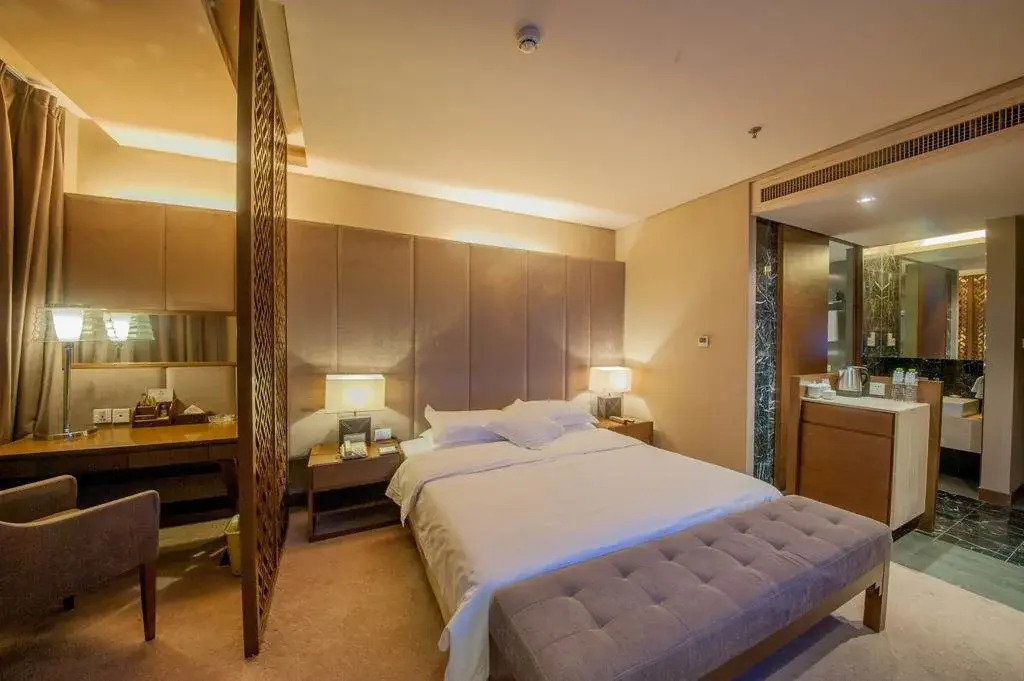 Cuiyuan City Hotel