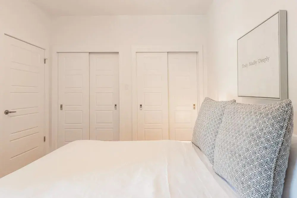 Exquisite Modern Condo in Little Italy