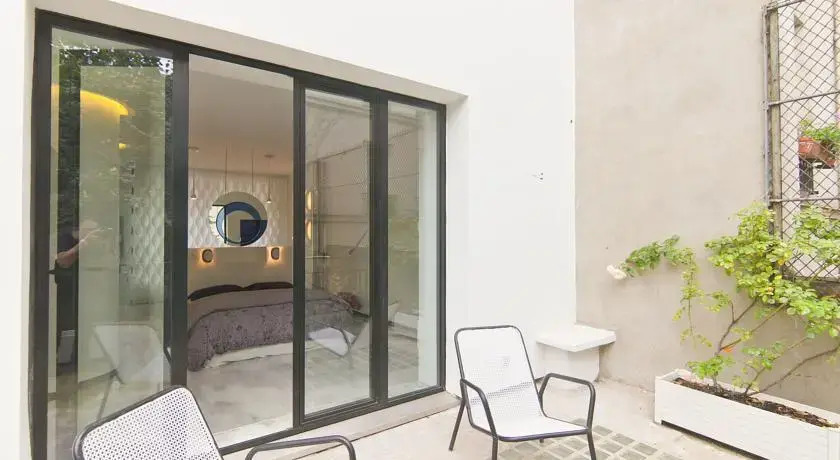 Studios Paris Bed & Breakfast - Le jardin de Montmartre