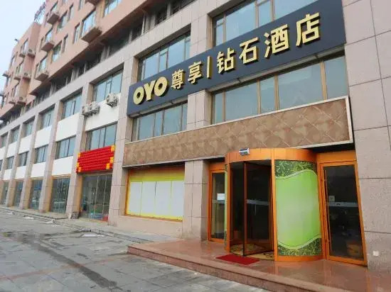 Diamond Apartments