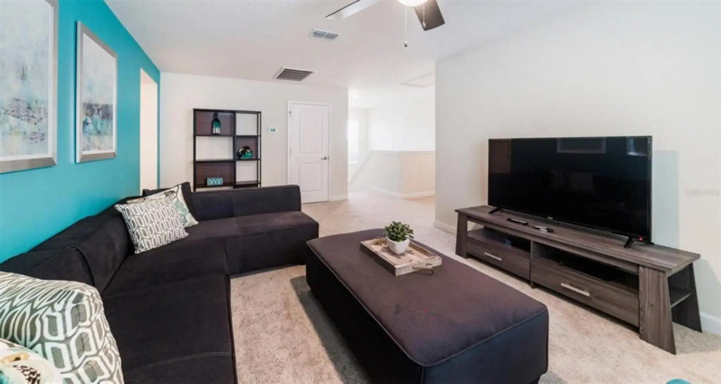 Lakeview 6BR Pool SPA Home Right Beside Clubhouse Waterpark