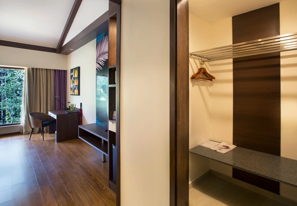 Purple Palms Resort & Spa