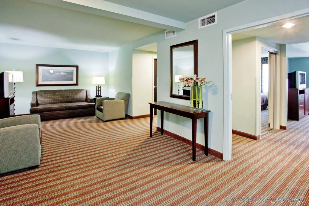 Holiday Inn Hotel & Suites Gateway by IHG