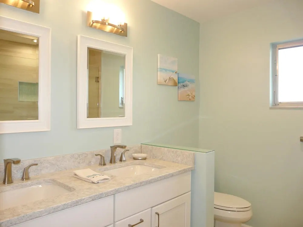 Delightful Home With Pool and Direct Boating Access
