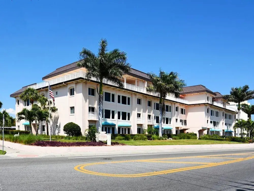 Sunset Royale 314 2 Bedrooms 2 Bathrooms Apts