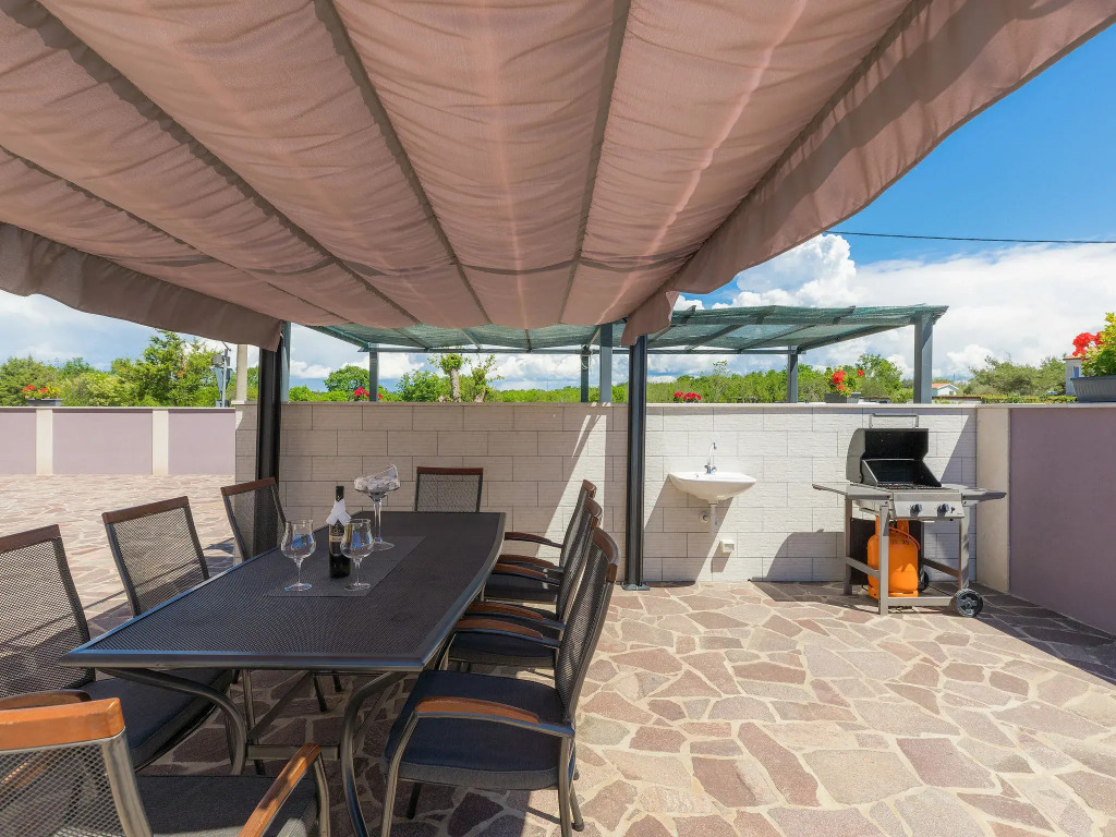 Holiday Home Villa Gocci by Interhome