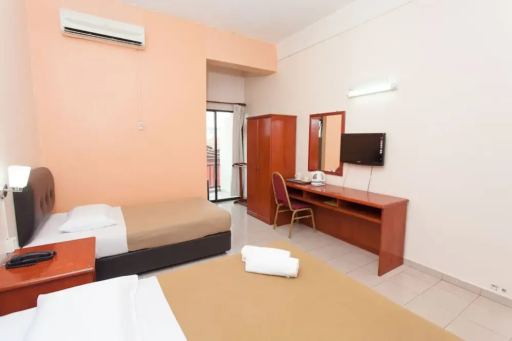 Desa Inn Hotel