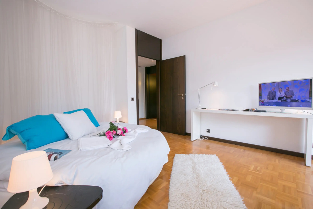 Lugano Apartments