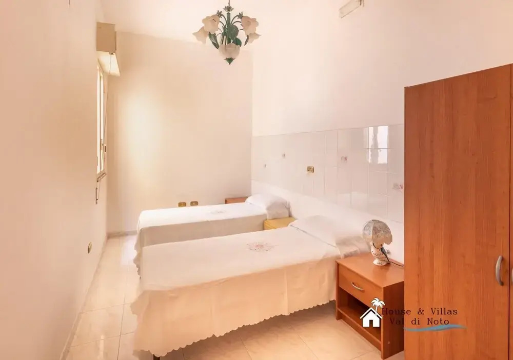 Sr-a522-ppvi49a1 - Sunny House