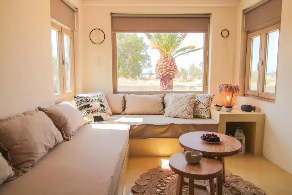 4Twaves beach house - BeachFront in Agios Ioannis