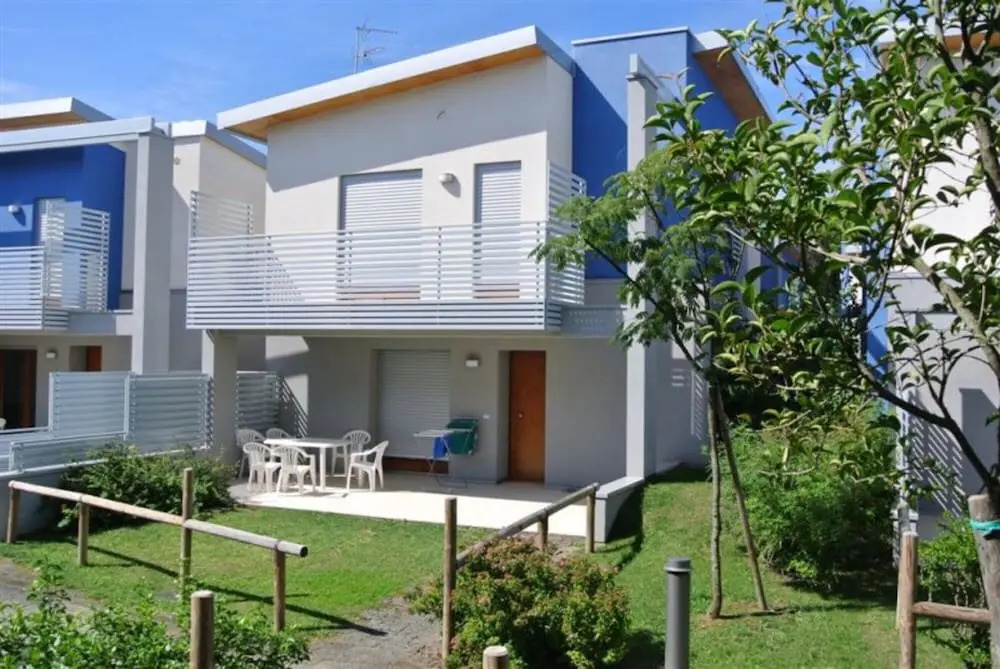 Pleasant Flat for Five 100m From the Sea-bibione