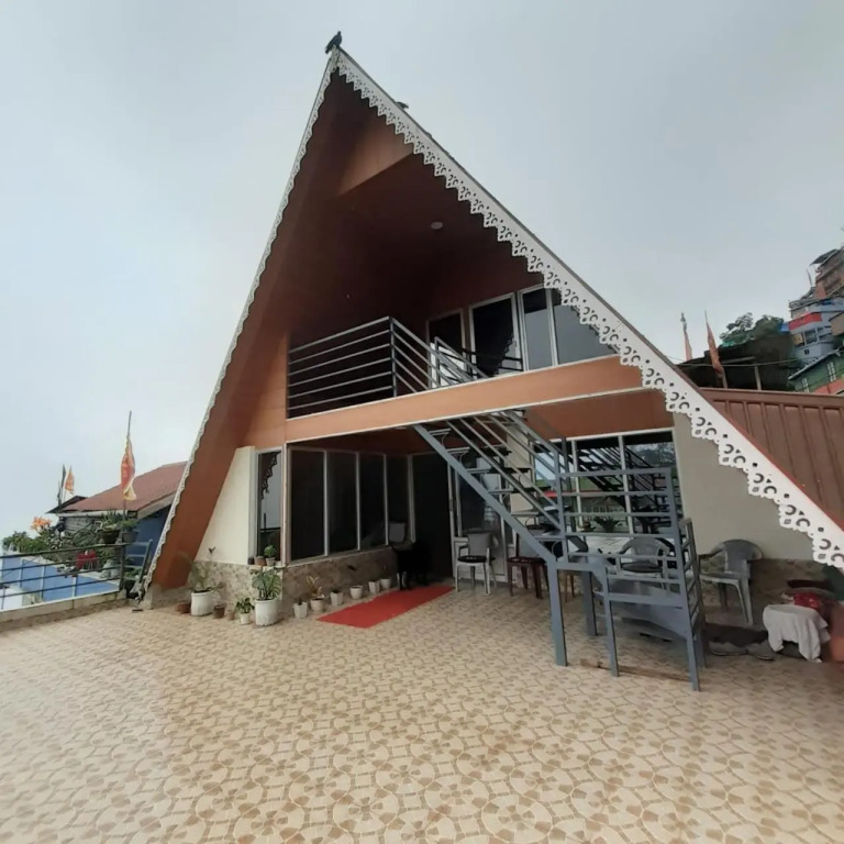 Gurung homestay