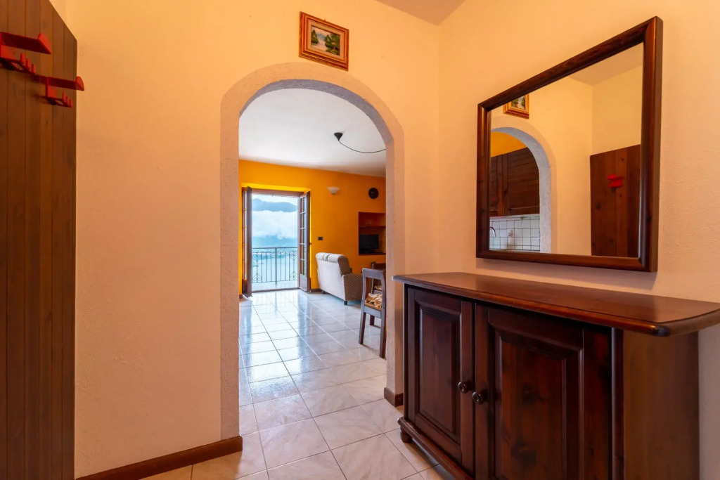 Un Balcone sul Lago in Montemezzo