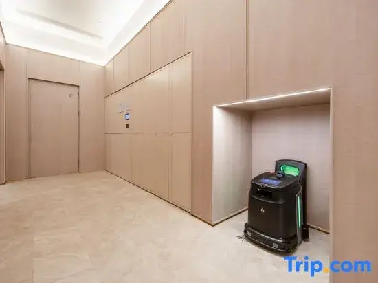 HanTing Hotel (Zhenjiang Dagang New District Xingfu Plaza)