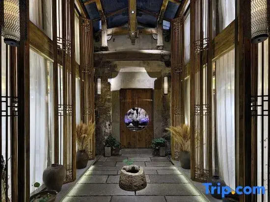 Sansheng Yizhai Hostel