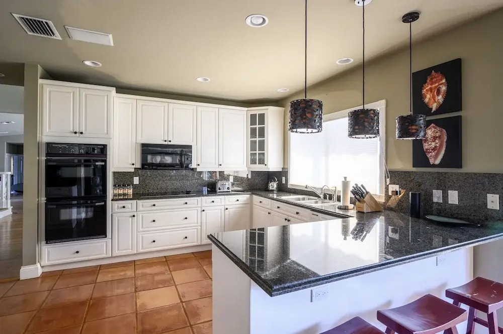 King Of Las Olas Waterway W/ Private Pool & Dock 5 Bedroom Home