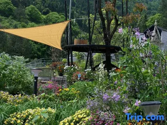Xianhe Mountain Guesthouse