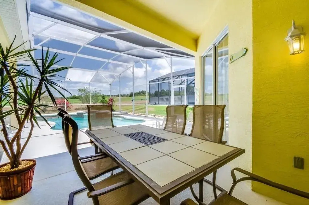 Prestwick Villa #230700