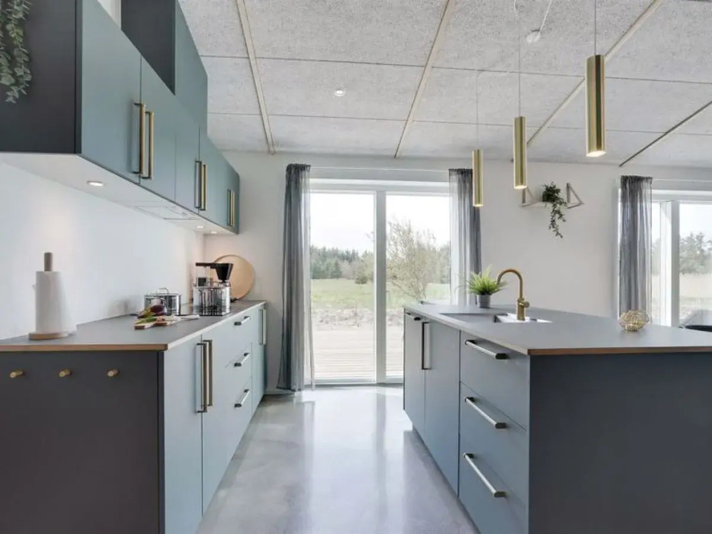 "Tino" - 950m from the sea in NW Jutland