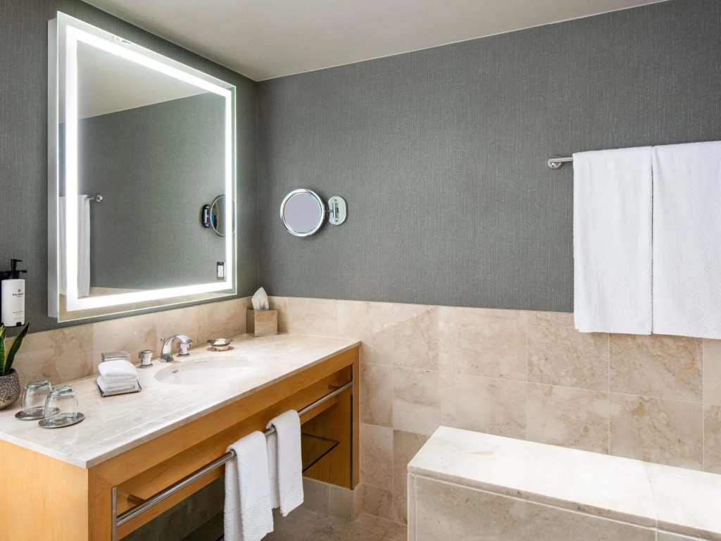 Sofitel Chicago Magnificent Mile