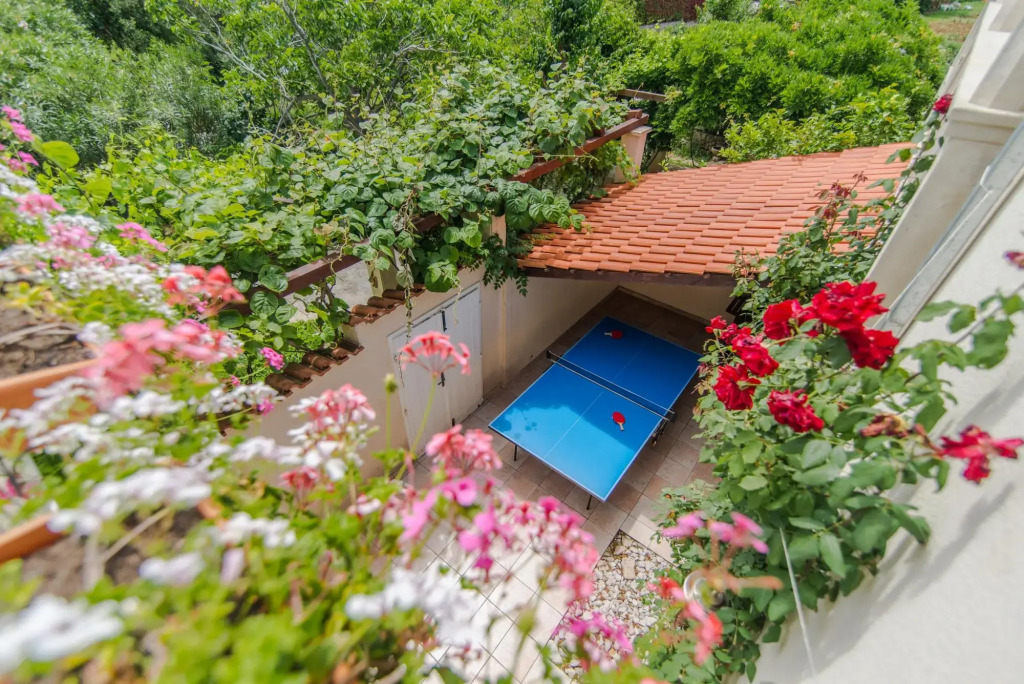 Mirca in Supetar With 7 Bedrooms and 6 Bathrooms