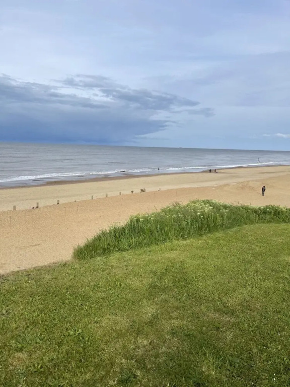 Stunning 8-bed Apartment in Bacton