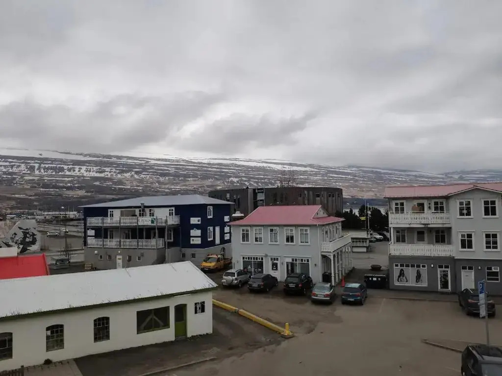 G10 Apartments