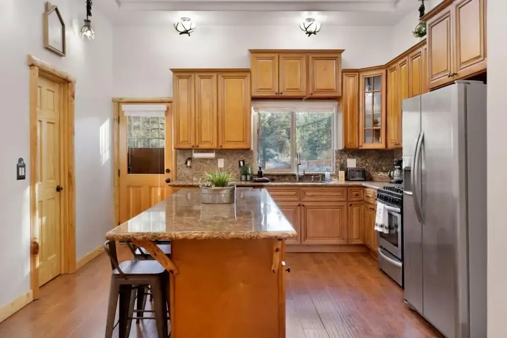 Five Bears Cabin #2070 by Big Bear Vacations
