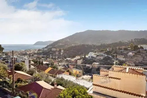 Flat 3 Bedrooms 1 Bathroom - Alassio