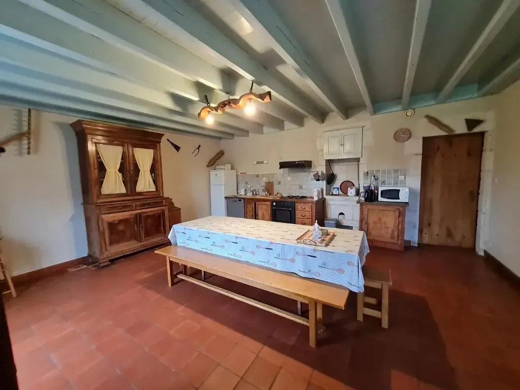 Maison de charme avec WiFi au cœur du Marais Poitevin, jardin clos, barque et vélos, 4 chambres - FR-1-426-146