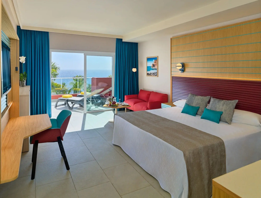 Adrián Hoteles Roca Nivaria