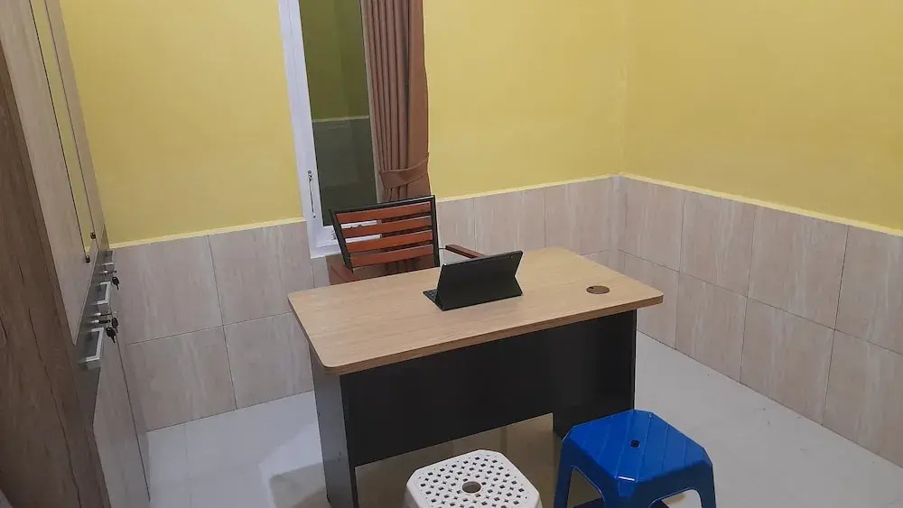 Hotel O Azeela Kost Syariah