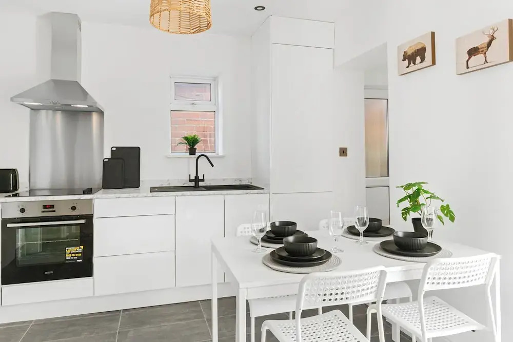 Isimi Luxurious House 4-bed in Alfreton Derby