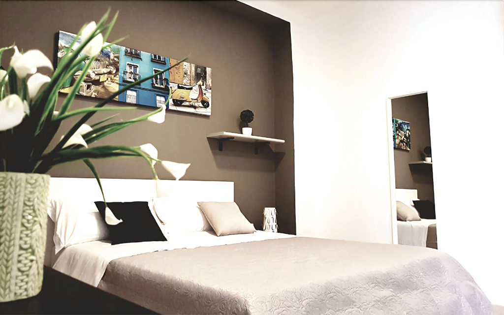 Room27